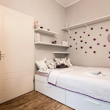 Bpr Horanszky Design Budapest