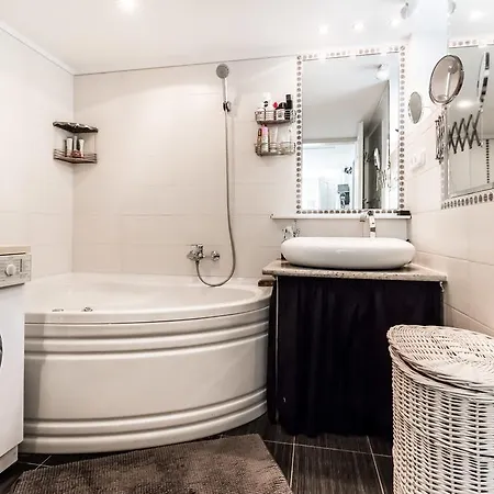 Bpr Horanszky Design Apartment Budapest